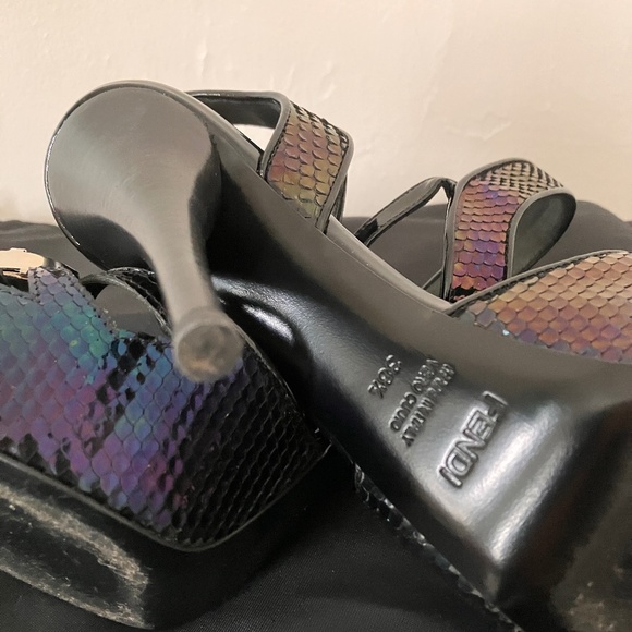 Fendi Iridescent Python-like Leather Slingbacks - Picture 13 of 15